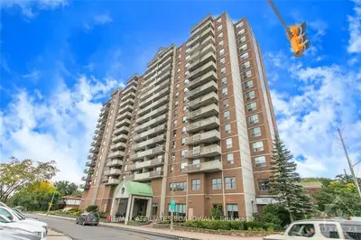 200 LAFONTAINE Avenue 807, Vanier and Kingsview Park, ON K1L 8K8