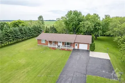 10078 MARIONVILLE Road, North Dundas, ON K4R 1E5