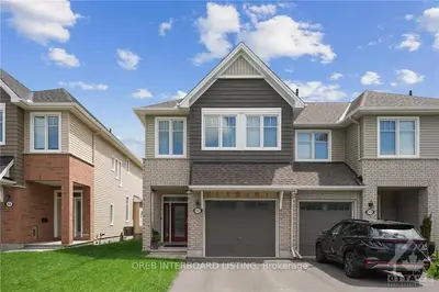 812 CLAPHAM Terrace, Stittsville - Munster - Richmond, ON K2S 2N8