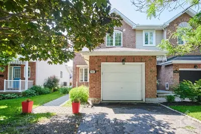 944 MARKWICK Crescent, Orleans - Cumberland and Area, ON K4A 4J1