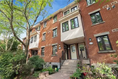 17 SHEBA, Manor Park - Cardinal Glen and Area, ON K1K 4K8
