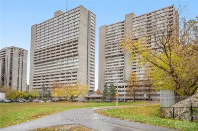 500 LAURIER Avenue W 204, Ottawa Centre, ON K1R 5E1