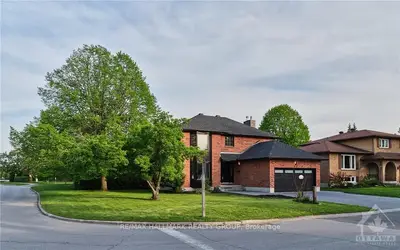35 PINE BLUFF Trail, Stittsville - Munster - Richmond, ON K2S 1E1
