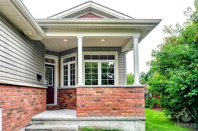 100 VILLAGEVIEW PVT, Carp - Huntley Ward, ON K0A 1L0