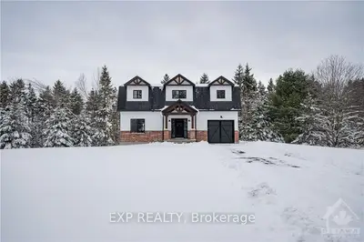 520 Boundary Road, Alfred And Plantagenet, On K0b 1l0