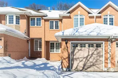 100 Trump Avenue, Carlington - Central Park, On K2c 4a6