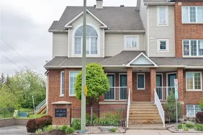 108 CENTREPOINTE Drive L, South of Baseline to Knoxdale, ON K2G 6K3