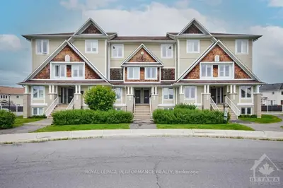 561 LAKERIDGE Drive, Orleans - Cumberland and Area, ON K4A 0H3