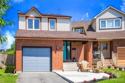 17 CRIMSON Gate, Hunt Club - South Keys and Area, ON K1T 1Z6