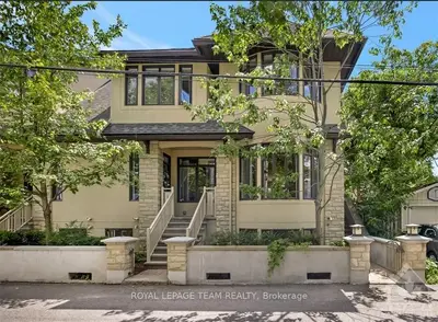 165 AVON Lane, New Edinburgh - Lindenlea, ON K1M 1V2