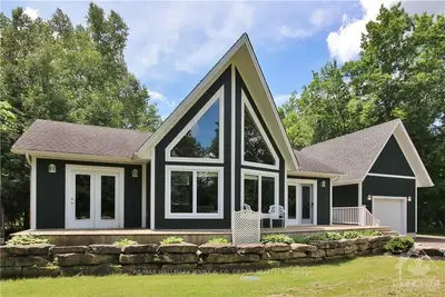 1042 COUNTY ROAD 44 Road, North Grenville, ON K0G 1J0