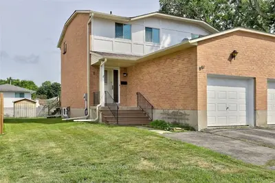 861 CUNNINGHAM Crescent, Brockville, ON K6V 6H3