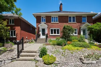 355 HOLLAND Avenue, Dows Lake - Civic Hospital and Area, ON K1Y 0Y7