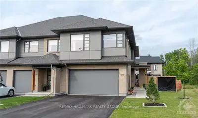 979 RALPH HENNESSY Avenue, Blossom Park - Airport and Area, ON K1X 0C4