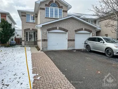 211 Flamborough Way, Kanata, On K2w 1g6