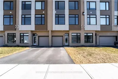 2718 DRAPER Avenue, Parkway Park - Queensway Terrace S and Area, ON K2H 6Z9