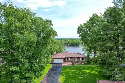 4414 TRANQUILITY Lane, Constance Bay - Dunrobin - Kilmaurs - Woodlawn, ON K0A 3M0