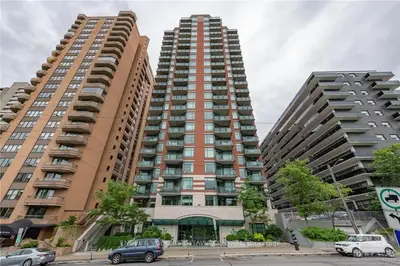 570 LAURIER Avenue 2302, Ottawa Centre, ON K1R 1C8