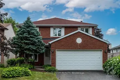 14 DOSSETTER Way, Hunt Club - South Keys and Area, ON K1G 4R8