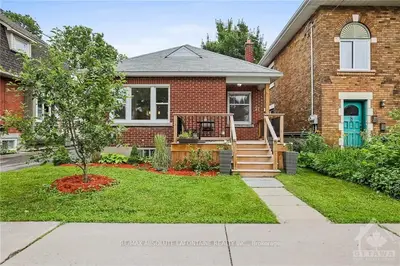 27 BEVERLEY Avenue, West Centre Town, ON K1Y 1M7