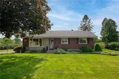 3476 MARYDALE Avenue, South Stormont, ON K6K 1N9