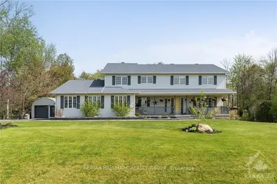 1579 STEPHANIE ANNE Drive, Greely - Metcalfe - Osgoode - Vernon and Area, ON K4P 1M8