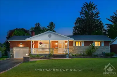 11 FORTUNE Street, Stittsville - Munster - Richmond, ON K0A 2Z0
