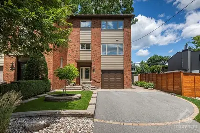 2127 SAUNDERS Avenue, Carlingwood - Westboro and Area, ON K2A 0C6