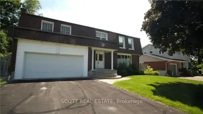 617 ELIZABETH Street, Pembroke, ON K8A 1X3