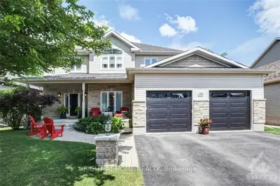 33 BAYWOOD Drive, Stittsville - Munster - Richmond, ON K2S 2G2