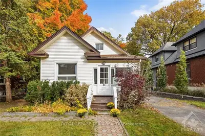 31 Helena Street, Tunneys Pasture And Ottawa West, On K1y 3m7