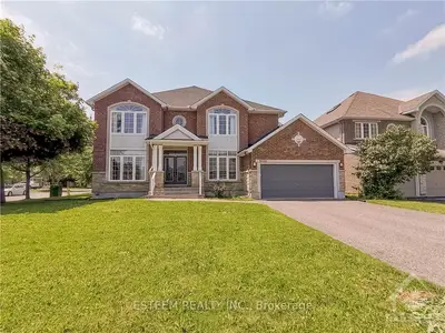 5031 NORTH BLUFF Drive, Blossom Park - Airport and Area, ON K1V 2E3