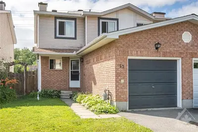 52 BURLINGTON Crescent, Hunt Club - South Keys and Area, ON K1T 3K7