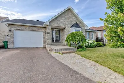 1032 LIMESTONE Trail, Petawawa, ON K8H 0A5