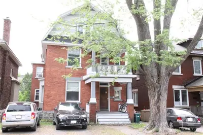38 CLAREY Avenue 5, Glebe - Ottawa East and Area, ON K1S 2R7