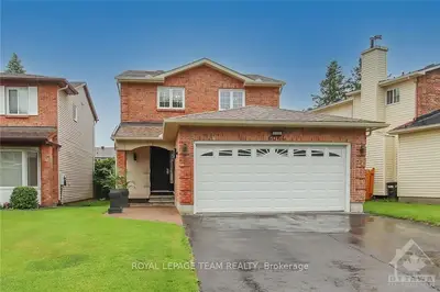 6064 FORESTGLEN Crescent, Orleans - Convent Glen and Area, ON K1C 5N4