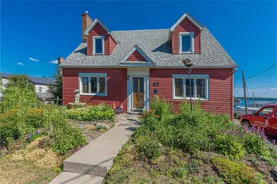 1 JESSIE Street, Brockville, ON K6V 3M6