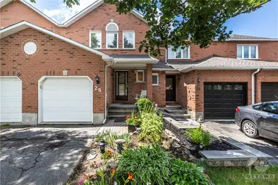 26 HAVENHURST Crescent, Hunt Club - South Keys and Area, ON K1T 3E8