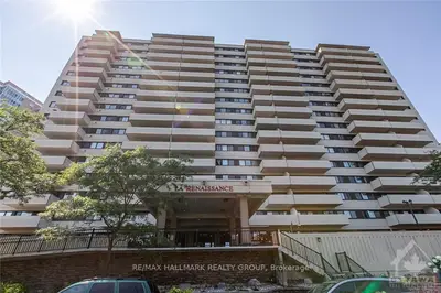 40 LANDRY Street 207, Vanier and Kingsview Park, ON K1L 8K4