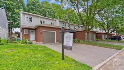3031 COUNCILLORS Way, Blossom Park - Airport and Area, ON K1T 2T3