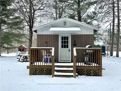 40621 COMBERMERE Road, Madawaska Valley, ON K0J 1B0