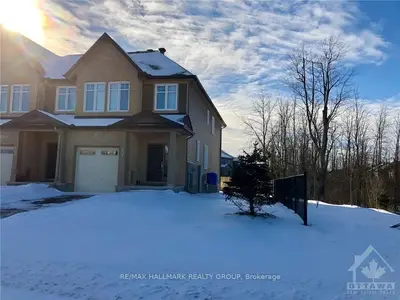 805 Cedar Creek Drive, Blossom Park - Airport And Area, On K1t 0n5