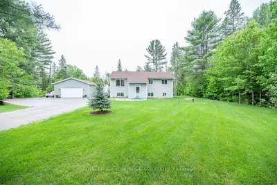 659 BARRON CANYON Road, Petawawa, ON K8A 6W7