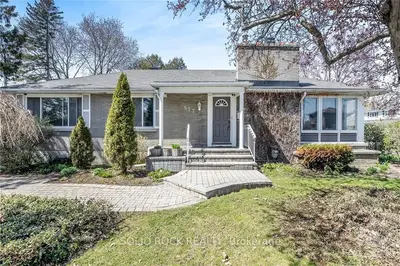 577 TILLBURY Avenue W, Carlingwood - Westboro and Area, ON K2A 0Z5