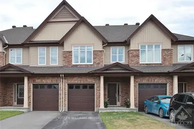 342 WOOD ACRES Grove, Blossom Park - Airport and Area, ON K1T 0M6