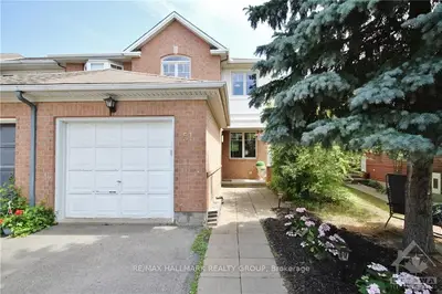 51 CELEBRATION Street, Carlington - Central Park, ON K2C 3Z9