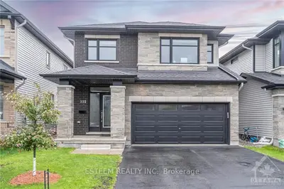 332 SERENADE Crescent, Blossom Park - Airport and Area, ON K1X 0B9
