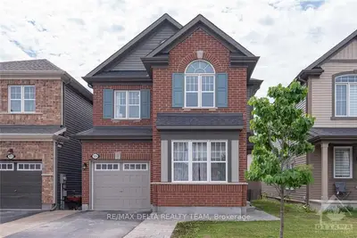125 Sweetvalley Drive, Orleans - Cumberland and Area, ON K4A 1A4