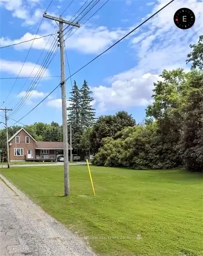 LT 200 CREEK Street, Whitewater Region, ON K0J 0B1