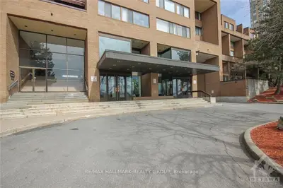 515 ST LAURENT Boulevard 712, Manor Park - Cardinal Glen and Area, ON K1K 3X5